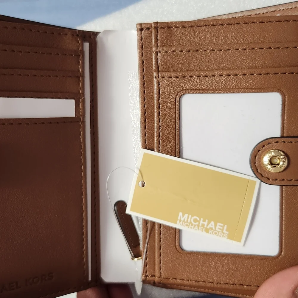 Wallet - Picture 2 of 2